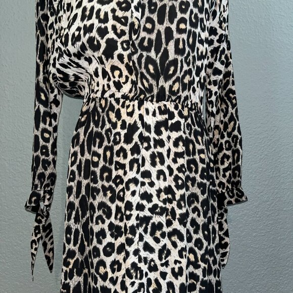 ALLSAINTS Leopard Animal Print Long Sleeve Bow Neck Maxi Dress  EUC  Size Small - Picture 4 of 16